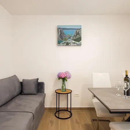 La Perla - Downtown House Dom wakacyjny *