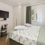 La Perla - Downtown House *