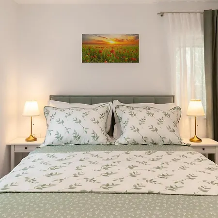 La Perla - Downtown House * אומיס