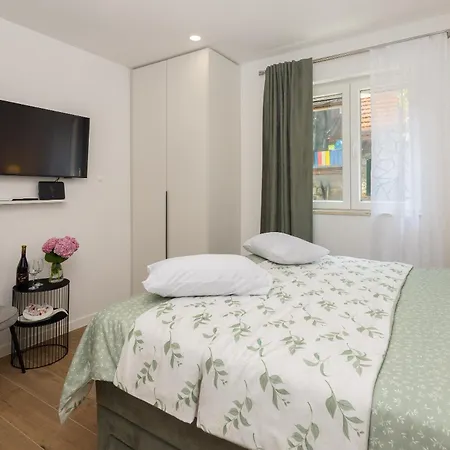 La Perla - Downtown House *