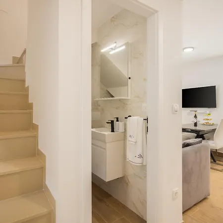 Semesterbostad La Perla - Downtown House Omiš
