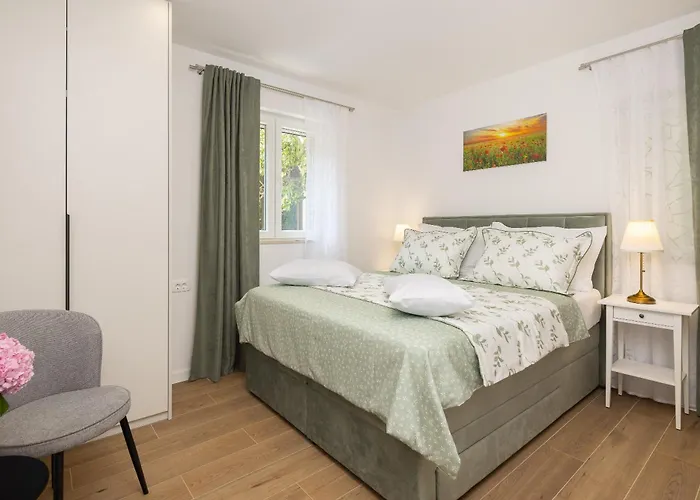 Casa vacanze La Perla - Downtown House